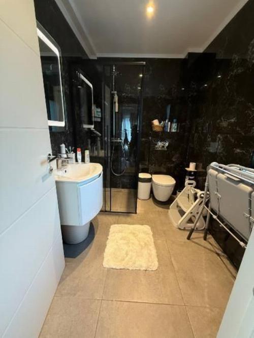 Premium Individual Villa | Tunari | Very generous yard 7