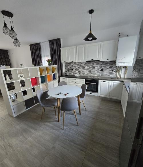 Duplex cu curte generoasa | 120 mp | Tunari 5