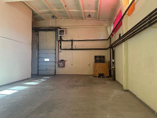 Warehouse for lease within IRIDE Business Park B 8