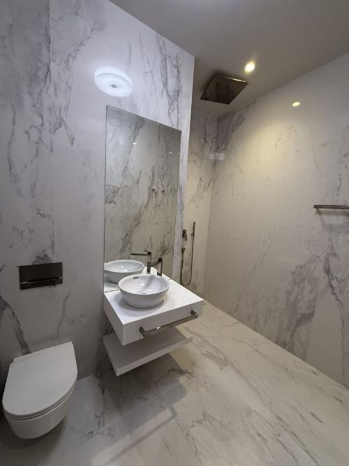 4 rooms / One Rahmaninov 4