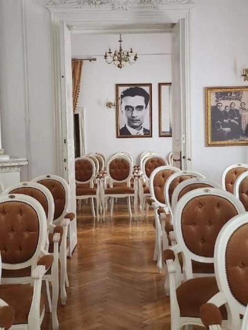 Piata Romana, vila de epoca pretabila activitatilor comerciale 7