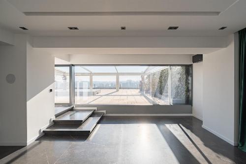 Eleganță, confort și tehnologie – penthouse smart de 433 mp 7