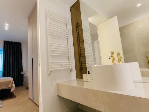 3-room apartment Cortina North 8