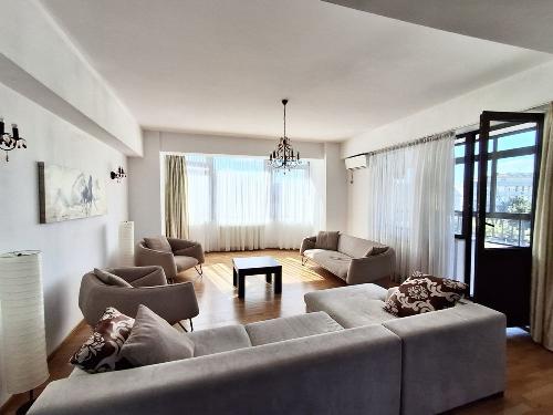For rent | Elegant 5 room apartment | Clucerului 59 | Arc de Triomphe 1