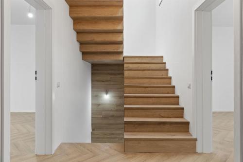 Matei Millo / Vila cu 5 camere langa padure, complex nou 7