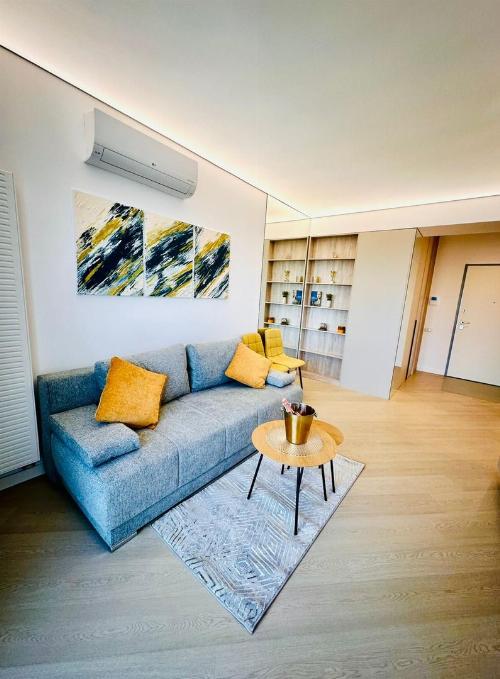 Studio Cortina North 7
