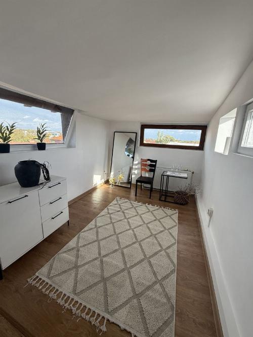 Pipera Apartment, Hero Iancu Nicolae 11