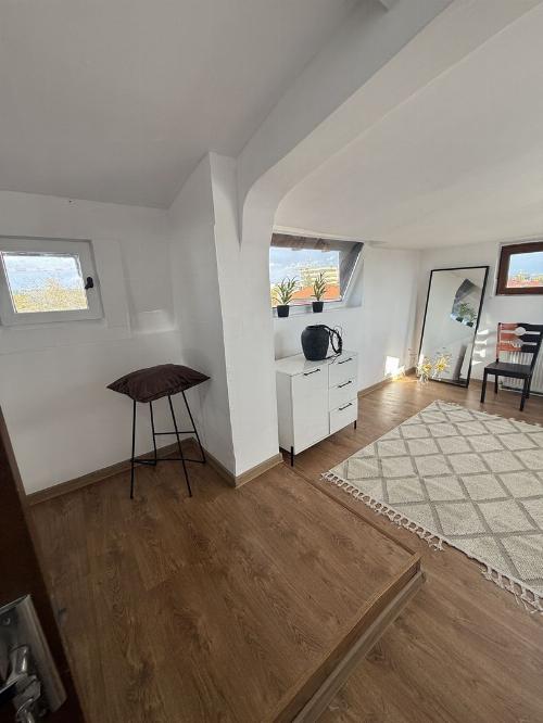 Pipera Apartment, Hero Iancu Nicolae 10