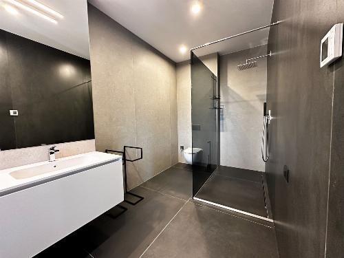 Boutique block with a high level of privacy / Park view 13