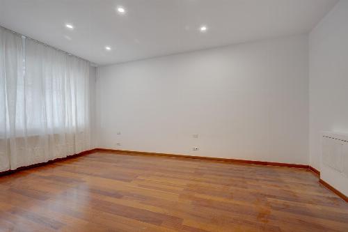 President’s Street /  Primaverii 12