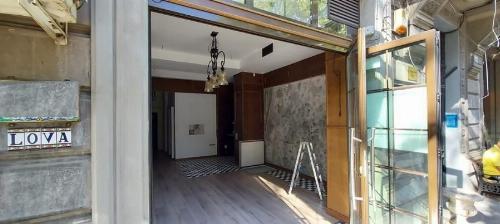 Ateneu Roman, spatiu ideal cafenea. Terasa 30 mp. 2