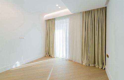 Apartment 3| Luxury | The hero Iancu Nicolae 5