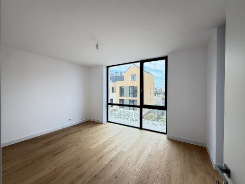 Vilă premium P+1+M,  156 mp utili, curte proprie2 locuri de parcare 7