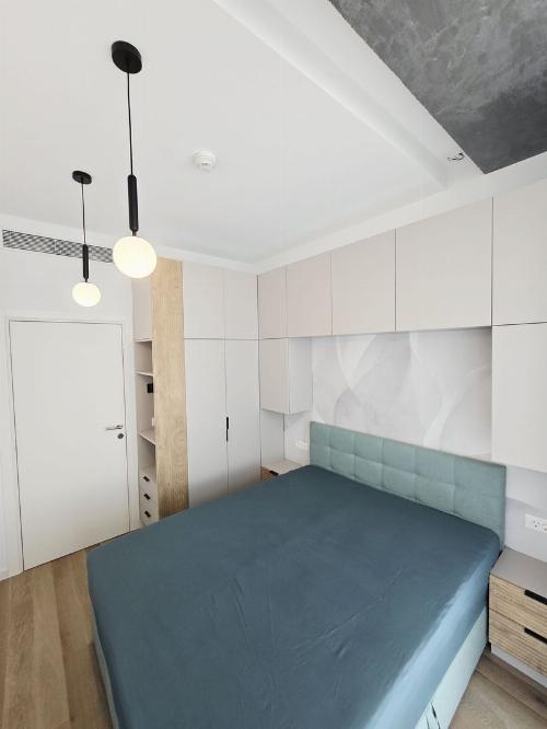 Prima inchiriere / Studio dublu Up-site 5