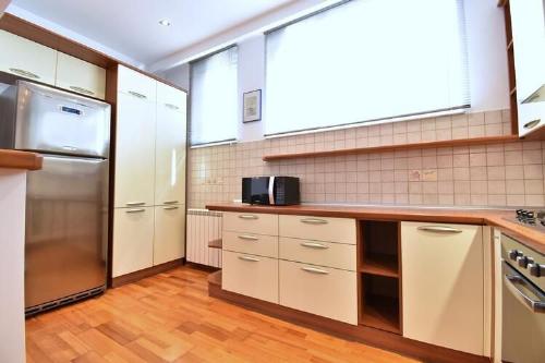 4 Camere – Herastrau – Aron Cotrus – 2 Parcari 4