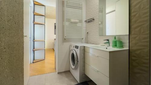 2 room apartment Dinamic City, Str. Dâmbovicioarei | view of Verdi Park 10