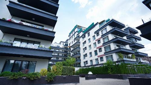 Rent 2 rooms | Laguna Residence 10