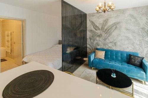 Studio Modern ONIX PARK PIPERA 7