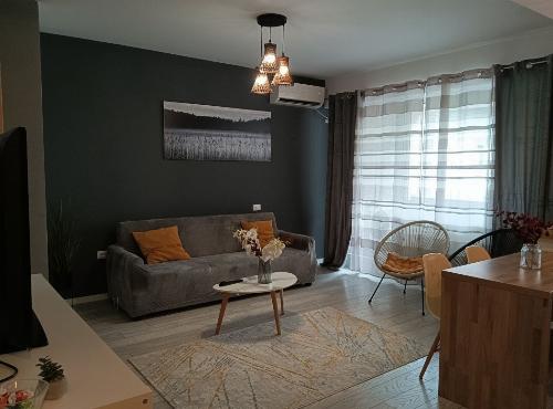 Inchiriez apartament 2 camere Pipera rond omv 1