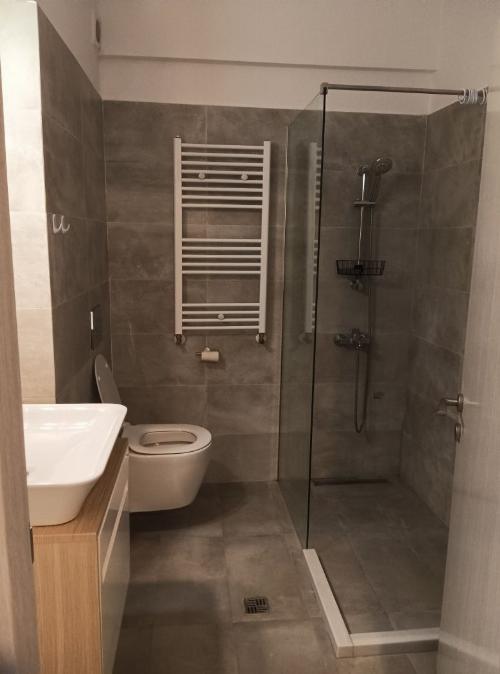 Inchiriez apartament 2 camere Pipera rond omv 7