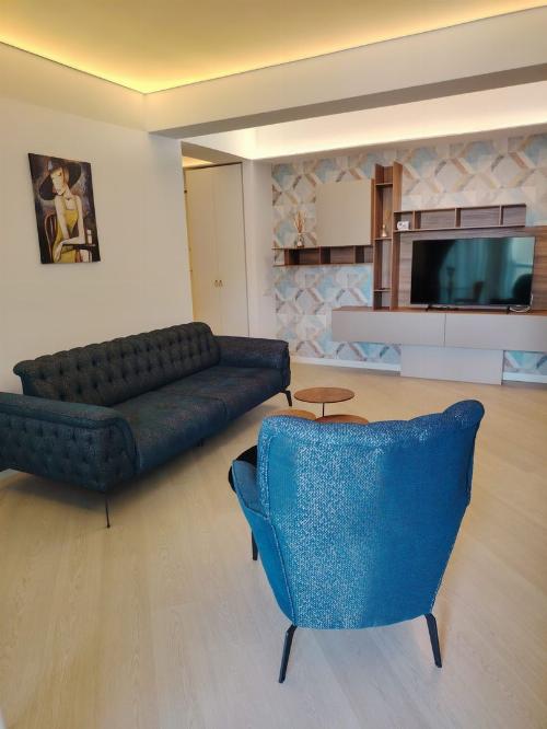 2 room apartment in Cortina North 5