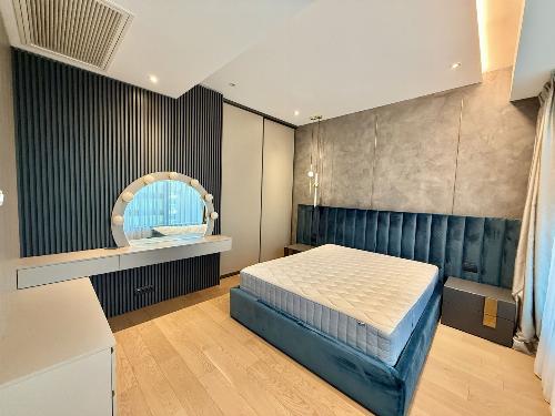 One Eliade / immediate availability 11