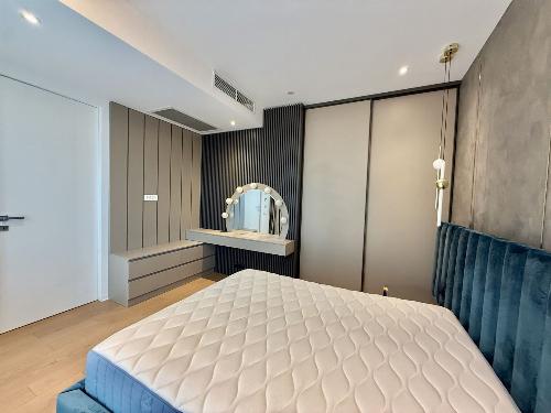 One Eliade / immediate availability 10