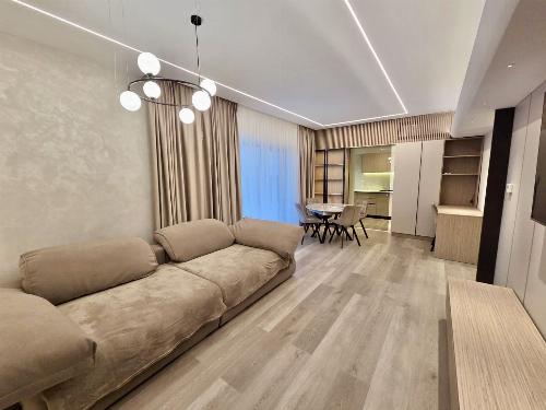 Apartament nou cu 4 camere / terasă 153 mp / 2 locuri de parcare 7