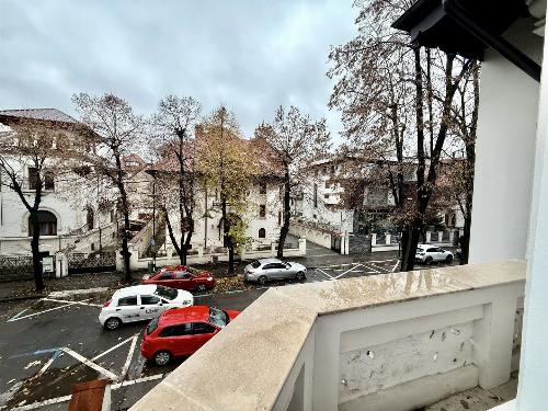 Capitale / Vilă interbelică restaurată 12