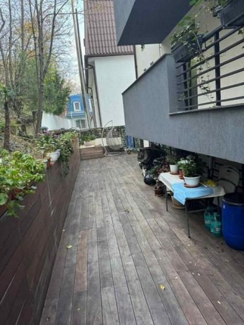 Cotroceni imobil rezidential cu 3 apartamente 13