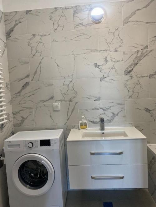 2 CAMERE | BANEASA | PRIMA CHIRIE 9