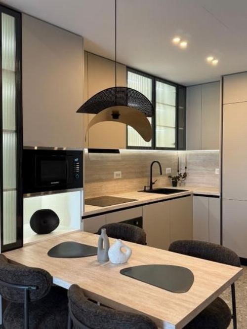 Up-Site / First Rental / Parking + Storage Included 6