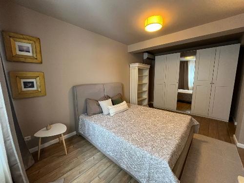 4-room house with generous courtyard, in Azur 9