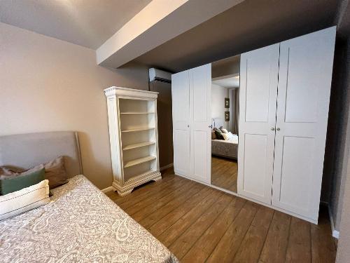 4-room house with generous courtyard, in Azur 10