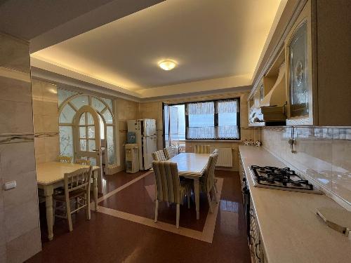 Proprietate cu Suprafețe Ample și Design Unic – Zona Herăstrău 5