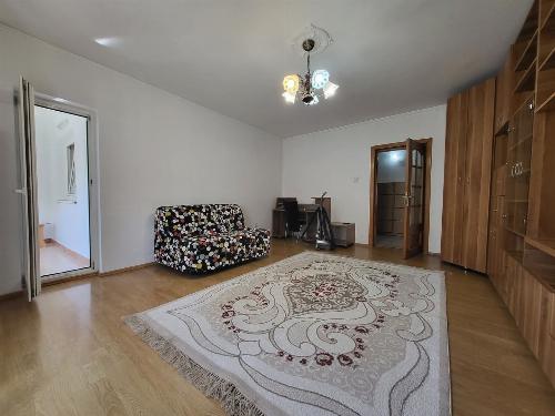 Apartament 3 camere de vânzare – Bulevardul Mircea Vodă 1