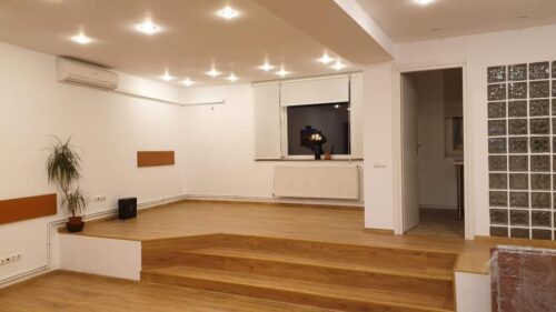 Inchiriere apartamente – Crosspoint Imobiliare- 2 rooms Unirii – Street Metropolis, own central office, silence - crosspoint-imobiliare.ro