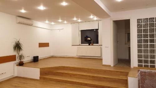 2 rooms Unirii – Street Metropolis, own central office, silence 1