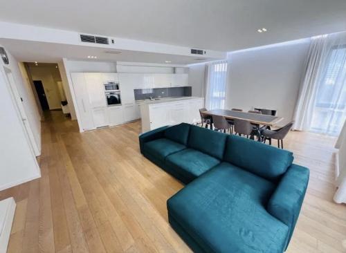 Premium 5 room apartment Floreasca | Lake view 2