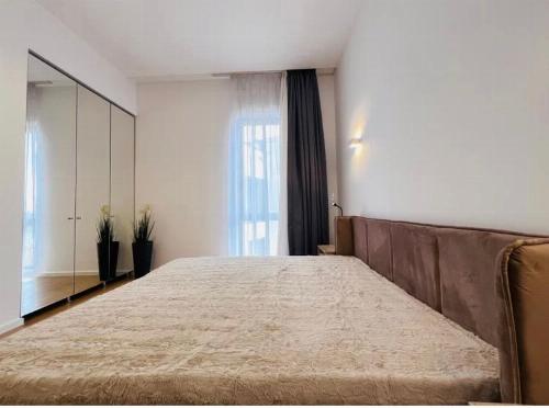 Premium 5 room apartment Floreasca | Lake view 17