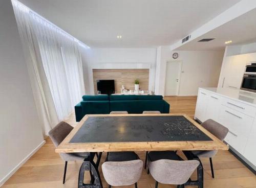 Premium 5 room apartment Floreasca | Lake view 7