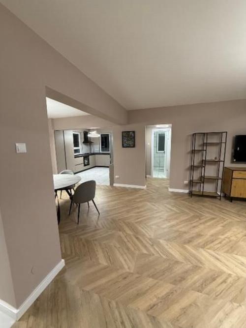 Henri Coanda Aviatiei neighborhood – first rental 1