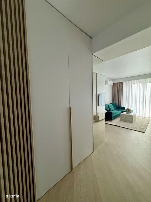 Double Curtain Studio Northt 2