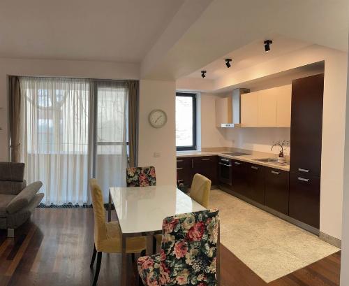 Boutique block / Rachmaninov Street / underground parking space 3