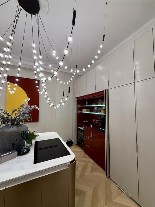 Apartament interbelic complet renovat / Tavane înalte / Parcare 4