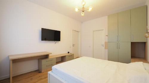 4-room apartment, 180 sqm, Herastrau Park, 2 parking lots 8