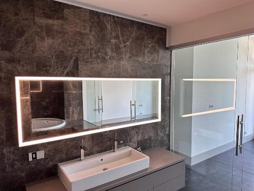 Penthouse with 3 Bedrooms with view over Floreasca 11