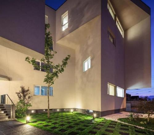 Apartament de 2 camere mare de 89 mp + Terasa 10