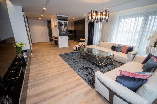 Premium penthouse 153 sqm useful 15 minutes from Pipera Metro 9