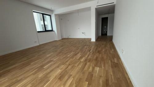 Apartament 2 Camere de Inchirat cu terasa si gradina de 40 mp. 2